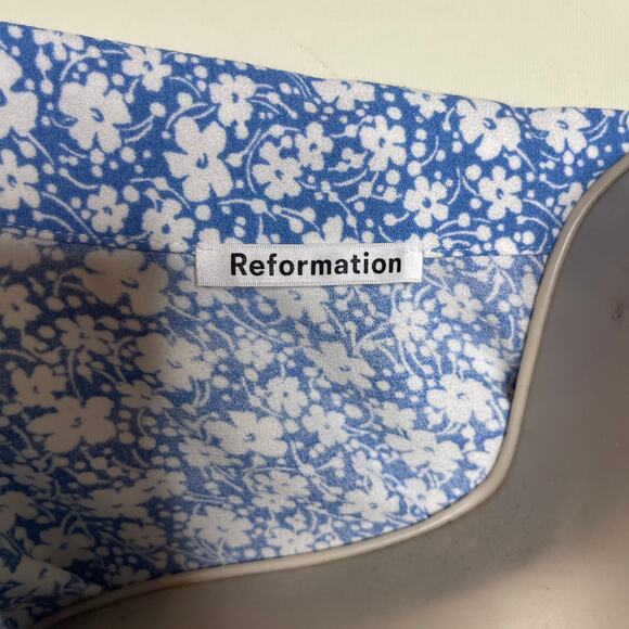 Reformation two piece set in floral blue crop button down top high rise pants 2 - Picture 11 of 11